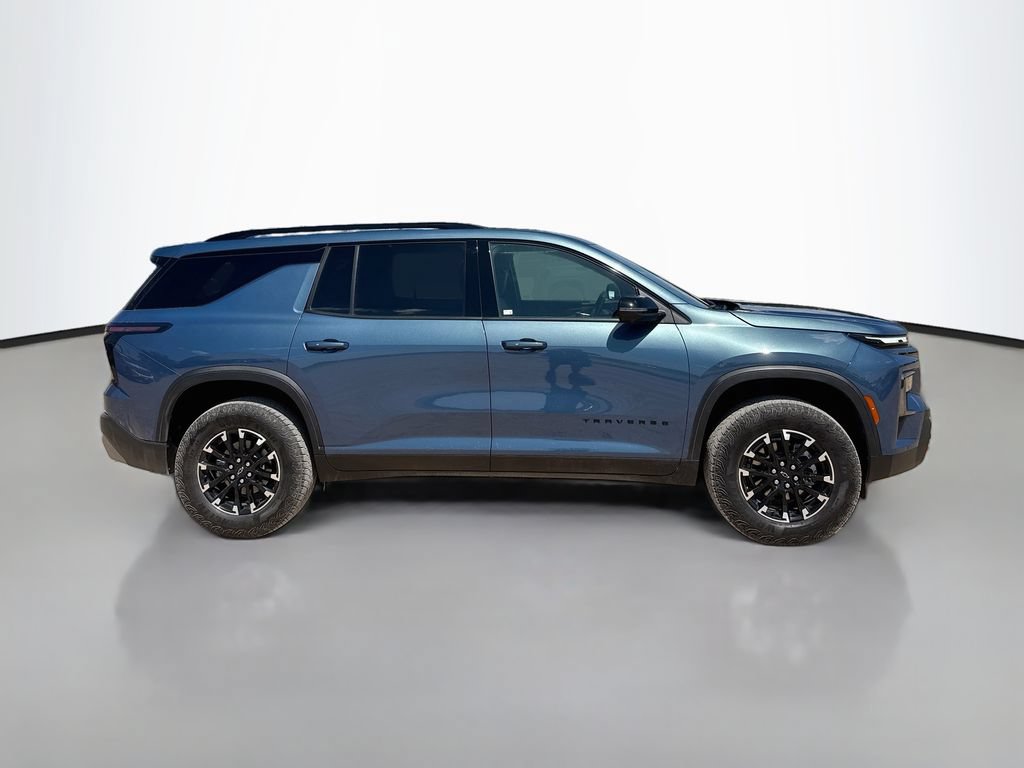 Used 2025 Chevrolet Traverse Z71 w/ Driver Confidence Package AWD/4WD image 8