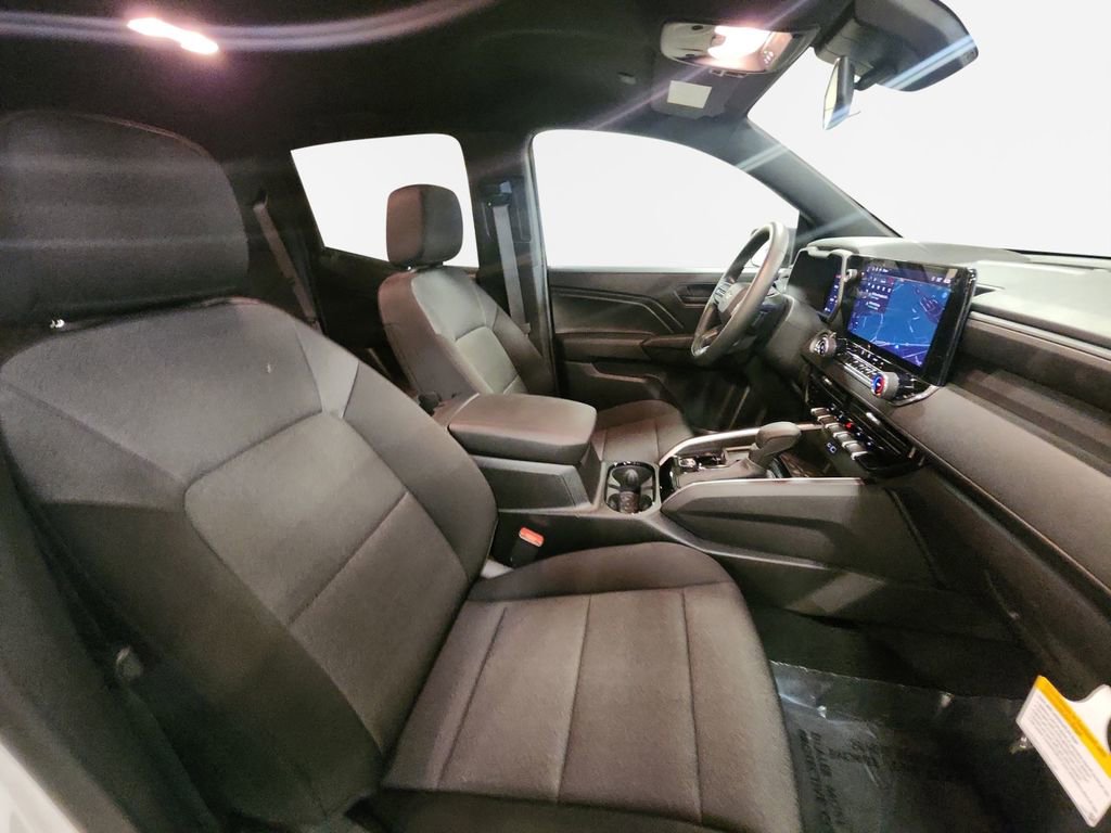 Certified 2025 Chevrolet Colorado W/T w/ Advanced Trailering Package image 26