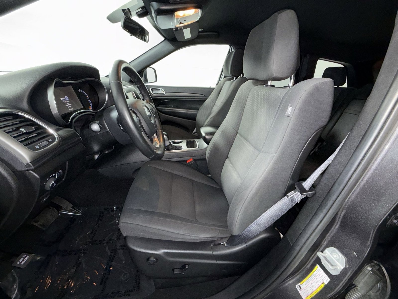 Used 2019 Jeep Grand Cherokee Laredo AWD/4WD image 13