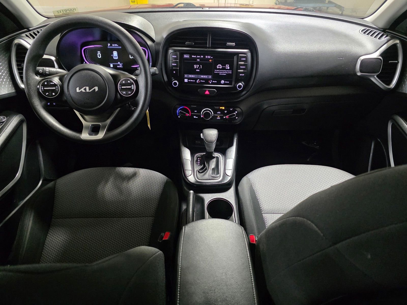 Used 2023 Kia Soul LX w/ Option Group 015 image 18