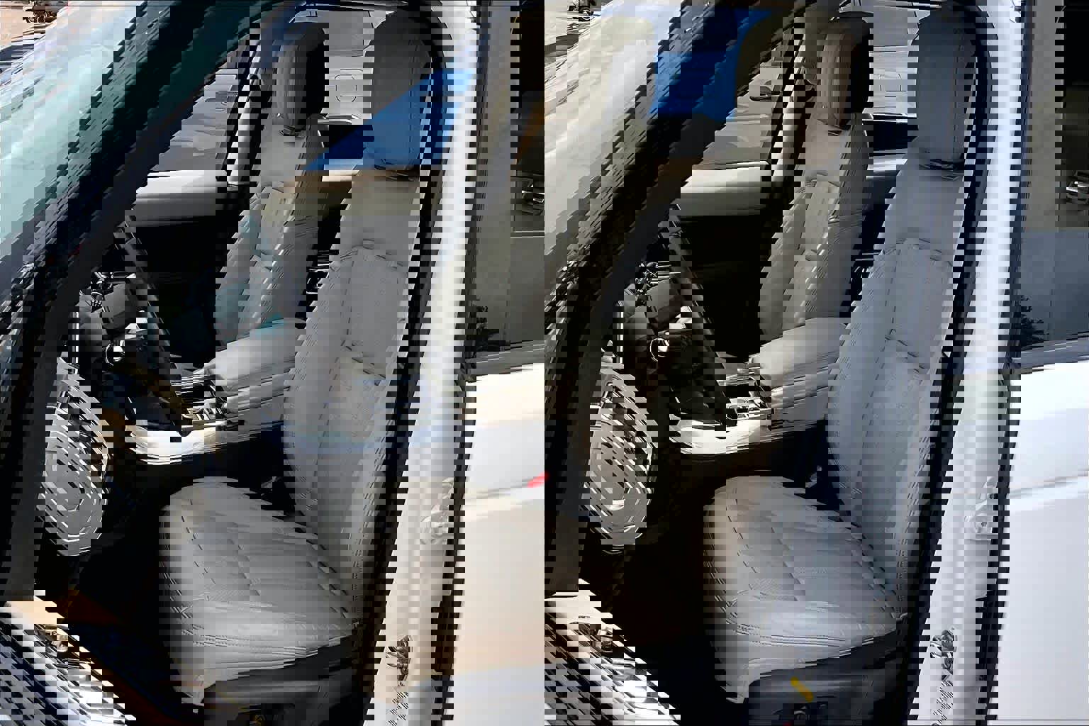 Used 2018 Land Rover Range Rover Sport HSE image 9