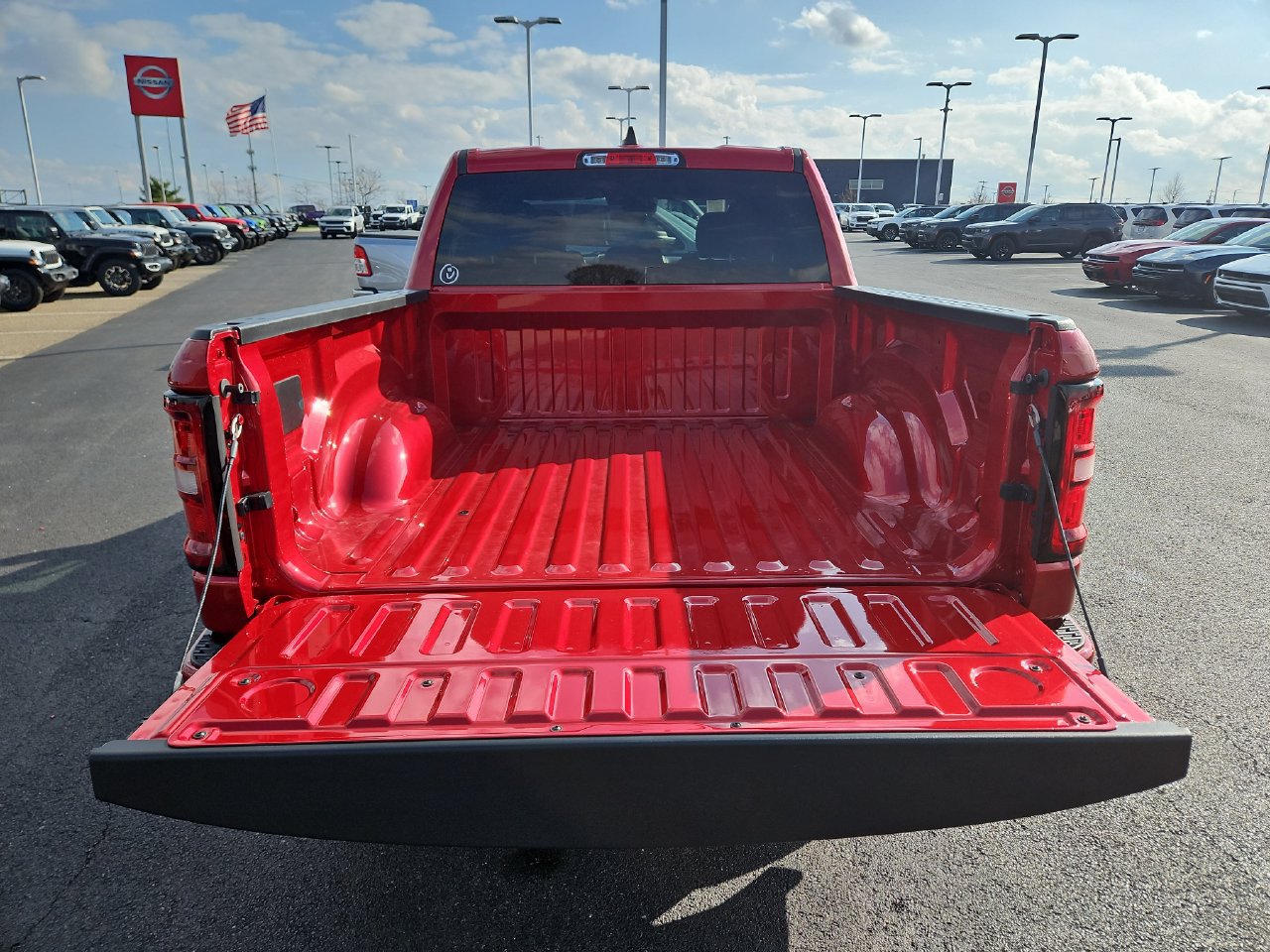 New 2026 RAM 1500 Big Horn w/ Night Edition AWD/4WD image 7
