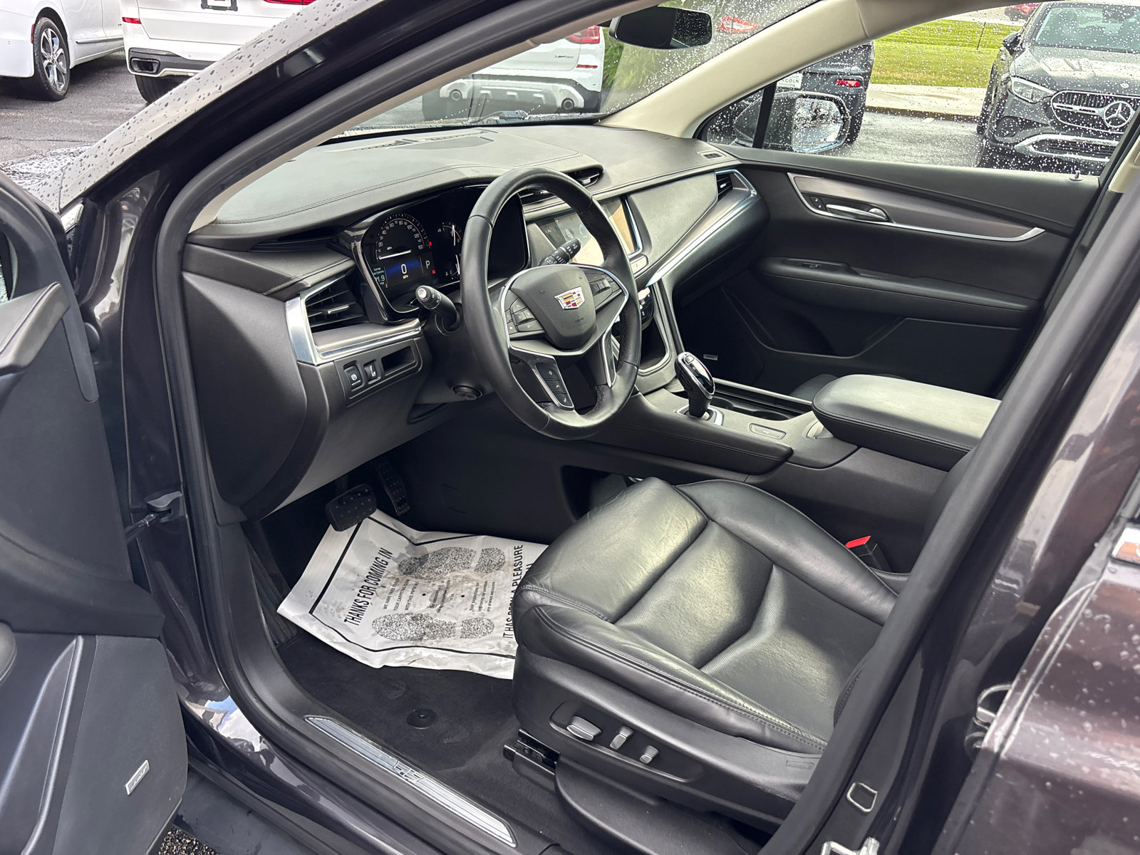 Used 2018 Cadillac XT5 Luxury w/ Driver Awareness Package FWD image 23