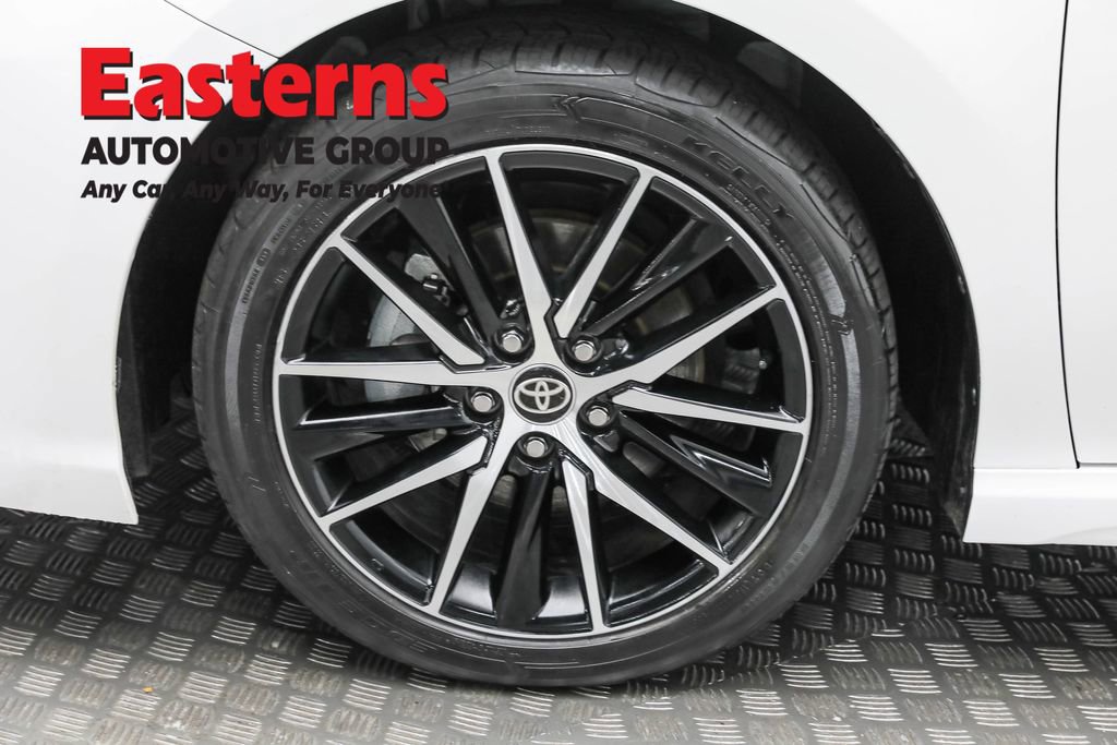 Used 2024 Toyota Camry SE FWD image 31