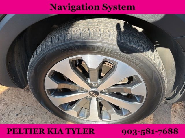 Used 2021 Kia Telluride EX w/ EX Premium Package image 16