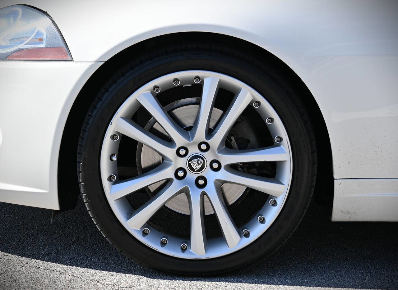 Used 2007 Jaguar XK Convertible image 37