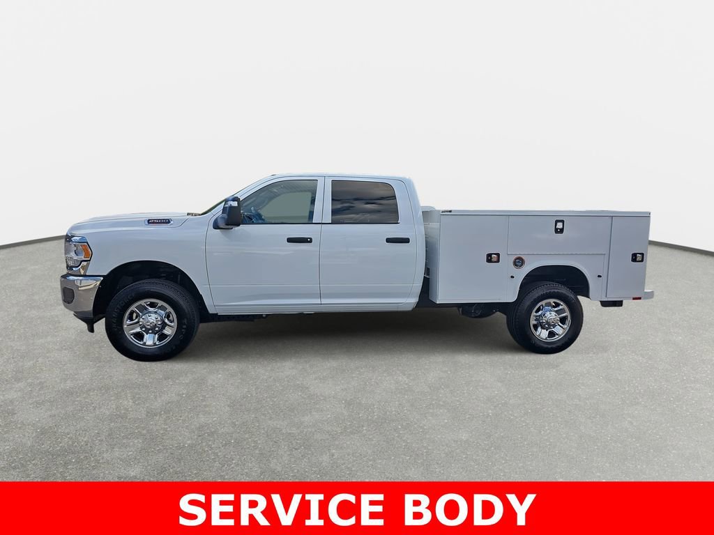 Used 2024 RAM 2500 Tradesman w/ Chrome Appearance Group image 8