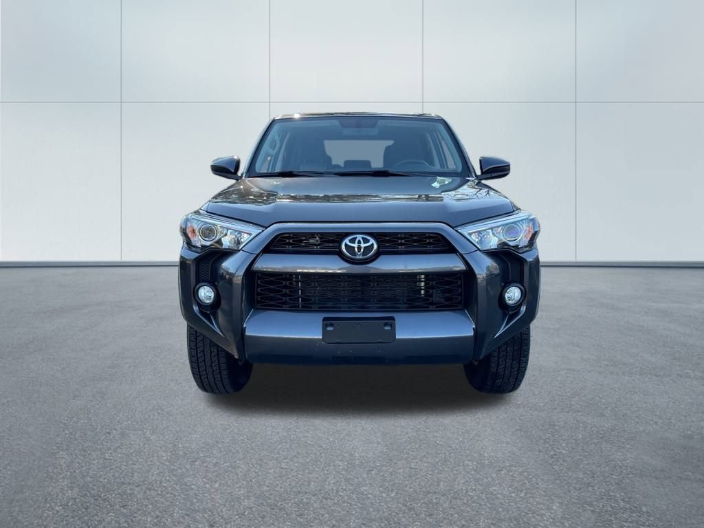 Used 2018 Toyota 4Runner SR5 image 3