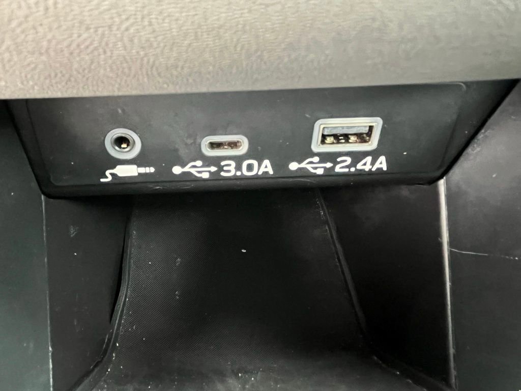 Used 2023 Subaru Legacy Premium image 14