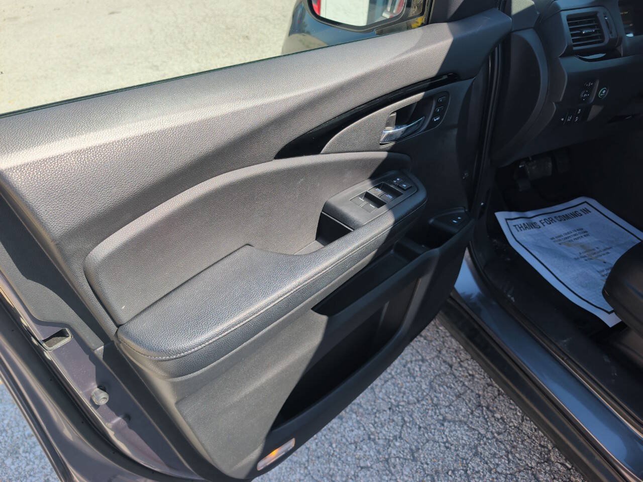 Used 2016 Honda Pilot Touring image 9