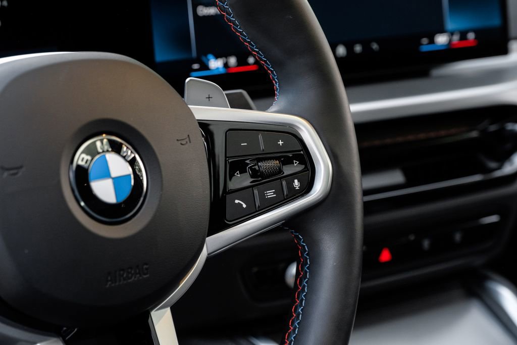 Used 2025 BMW M240i Coupe w/ Premium Package image 22