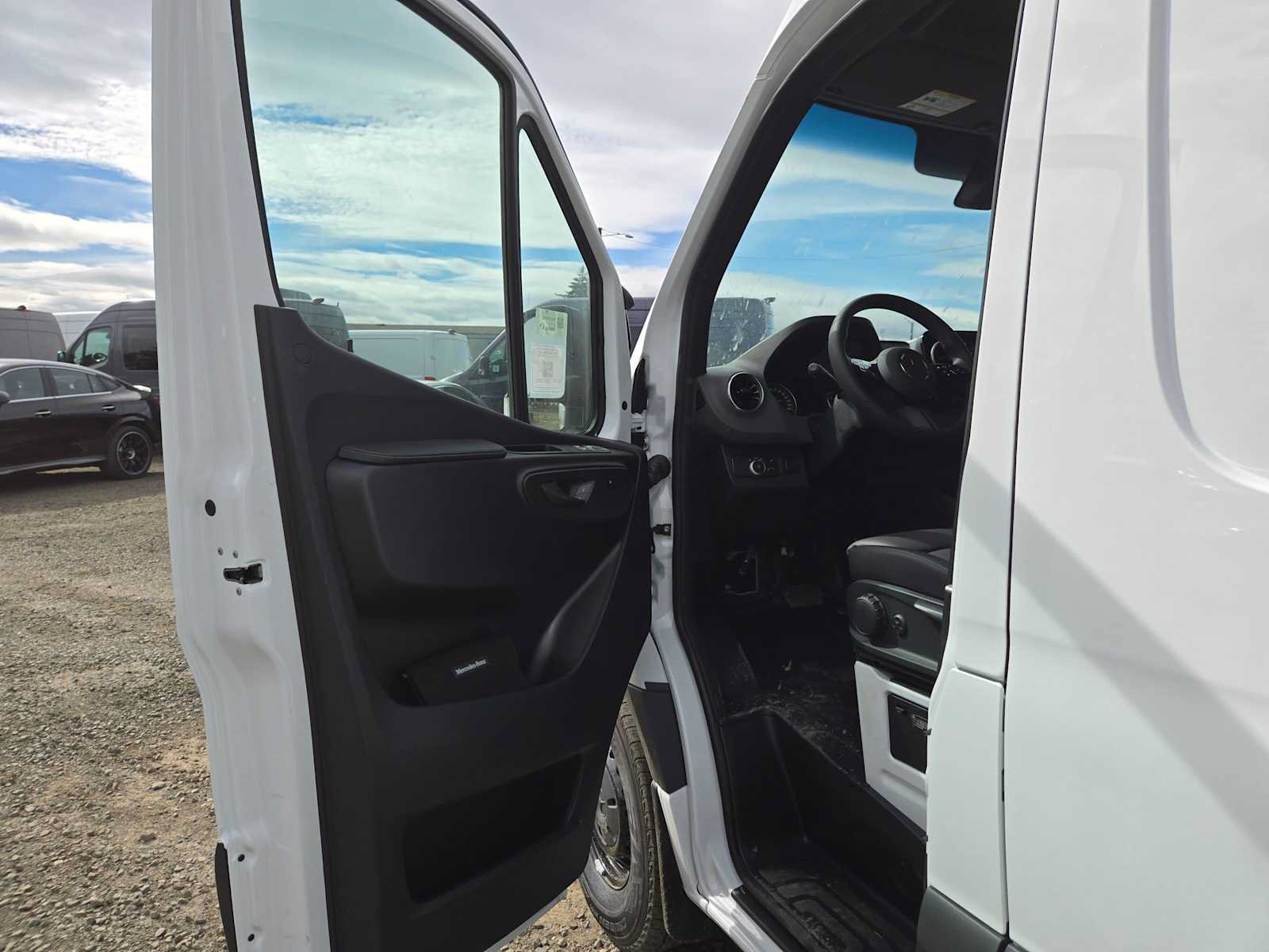 New 2026 Mercedes-Benz Sprinter 2500 image 19
