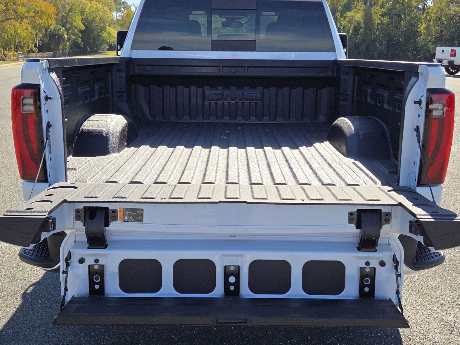 New 2026 GMC Sierra 2500 SLT image 26