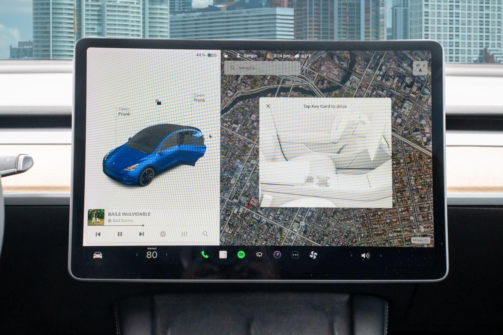 Used 2022 Tesla Model Y Performance image 22