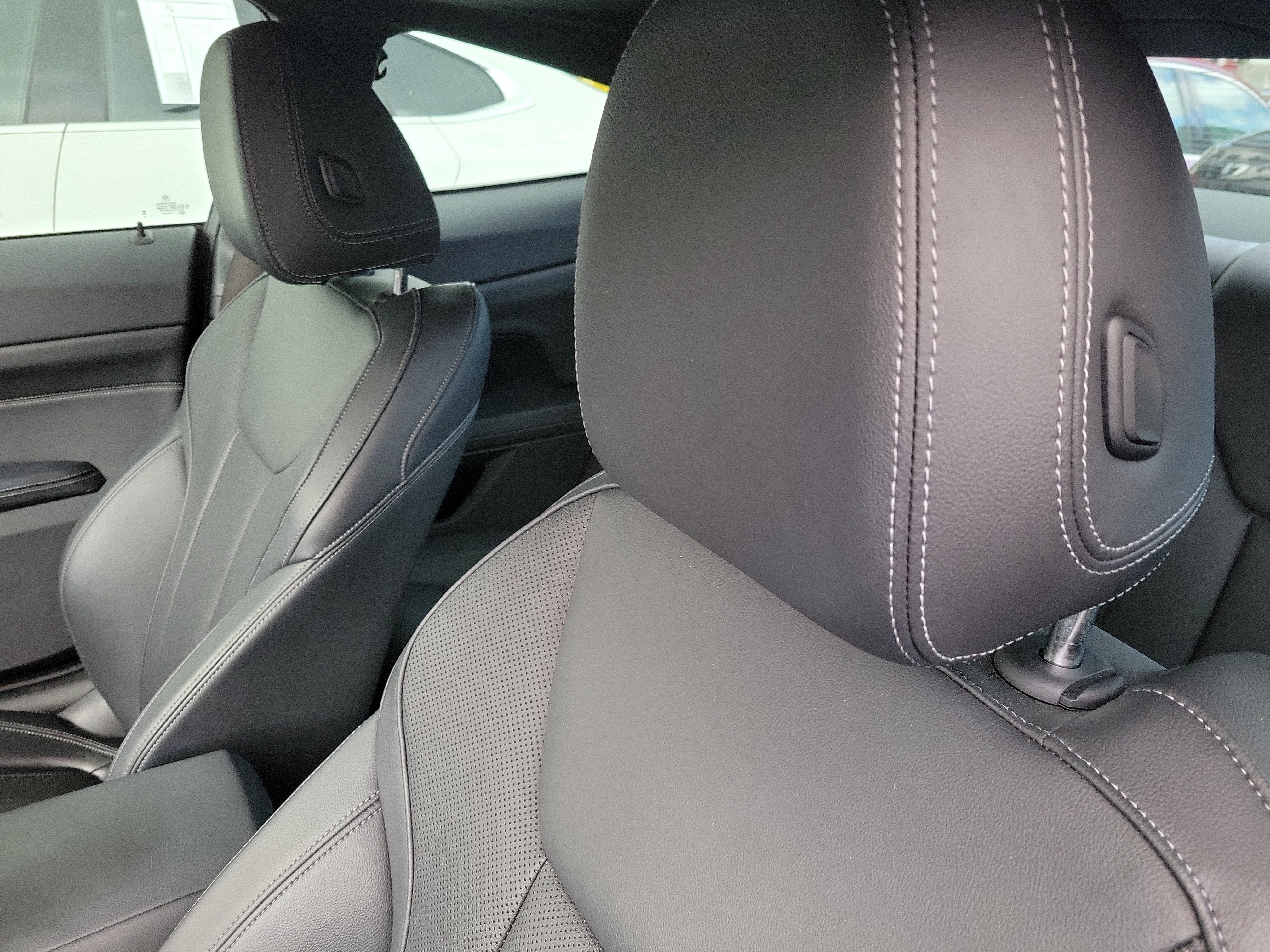 Certified 2024 BMW 430i Coupe w/ Convenience Package RWD image 15