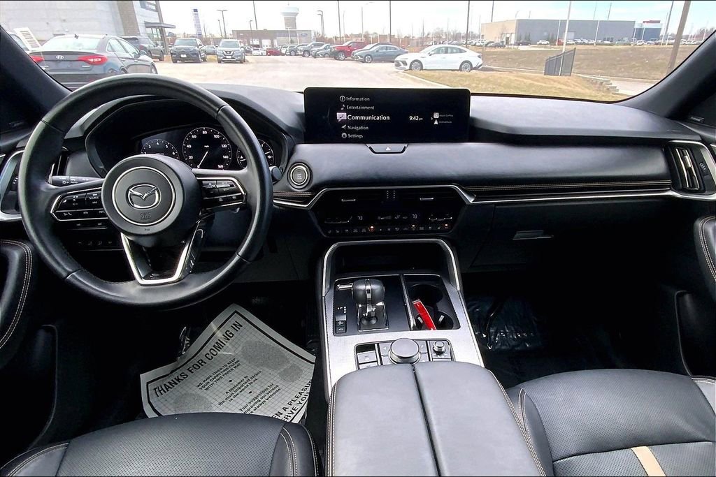 Used 2025 MAZDA CX-90 3.3 Turbo w/ Premium Plus Pkg image 10