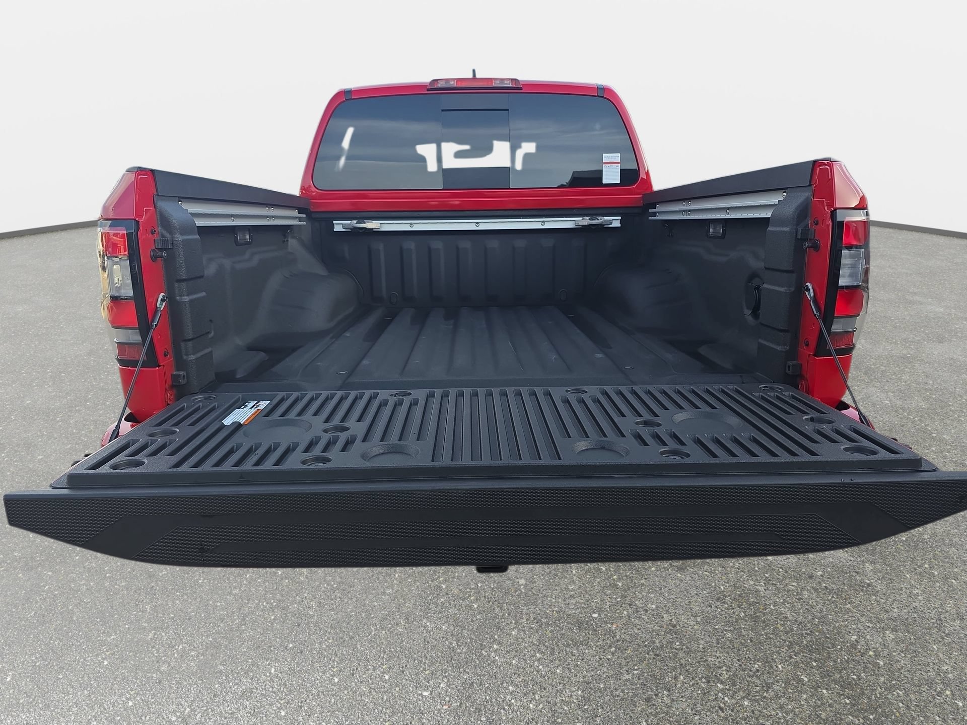 Used 2026 Nissan Frontier SV w/ SV Convenience Package AWD/4WD image 12
