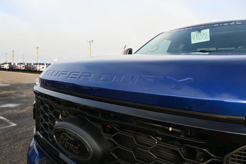 New 2026 Ford F250 Lariat w/ Black Appearance Package AWD/4WD image 21