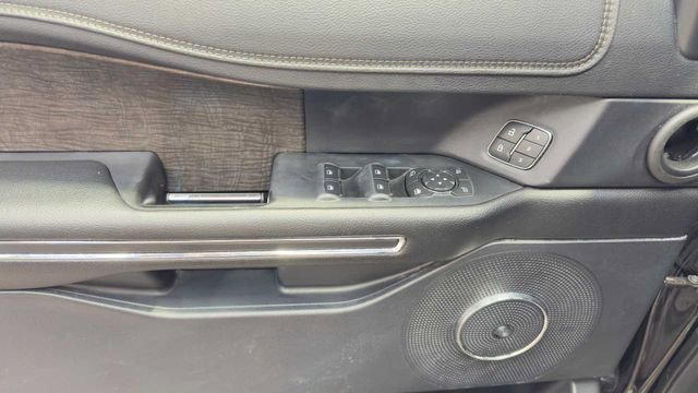 Used 2021 Ford Expedition Max Limited RWD image 22