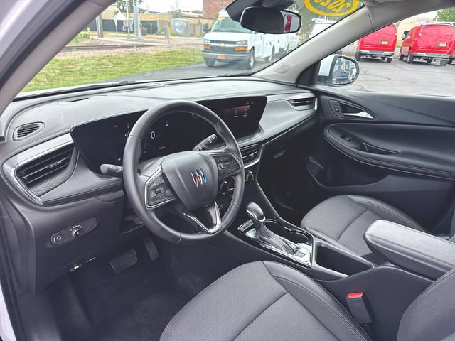 Used 2025 Buick Encore GX Preferred FWD image 10