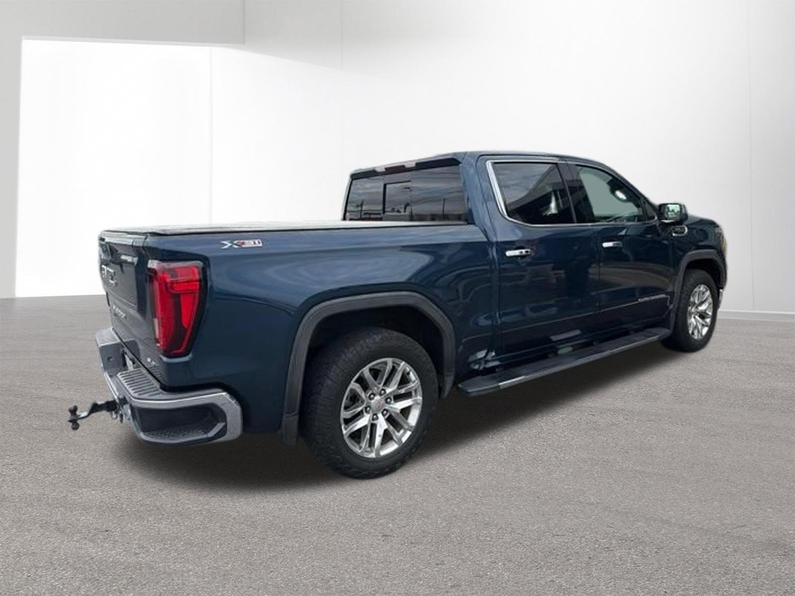 Used 2019 GMC Sierra 1500 SLT w/ SLT Premium Plus Package AWD/4WD image 27