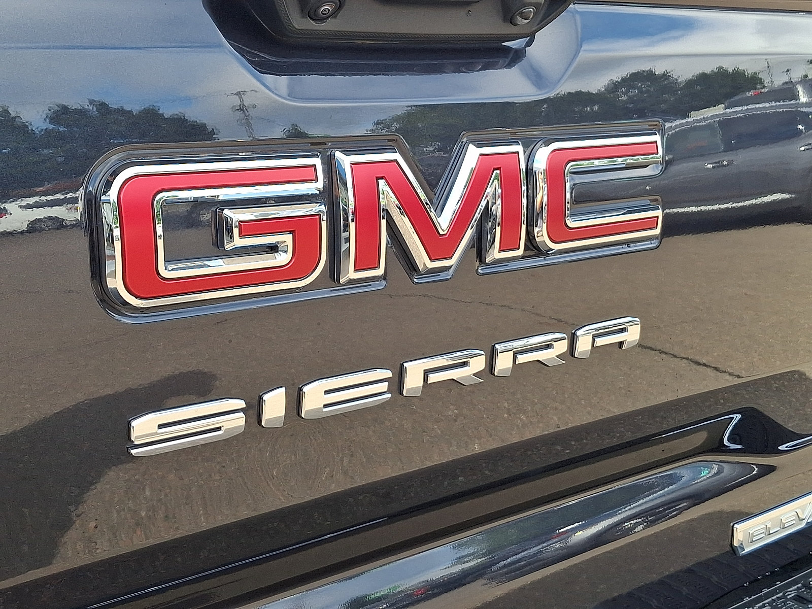 Used 2025 GMC Sierra 1500 Elevation AWD/4WD image 31