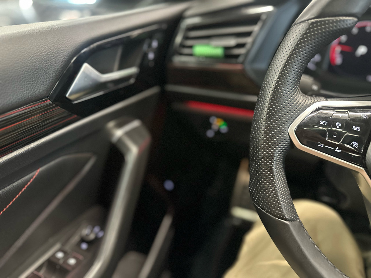 Used 2022 Volkswagen Jetta GLI Autobahn w/ GLI Black Package image 22