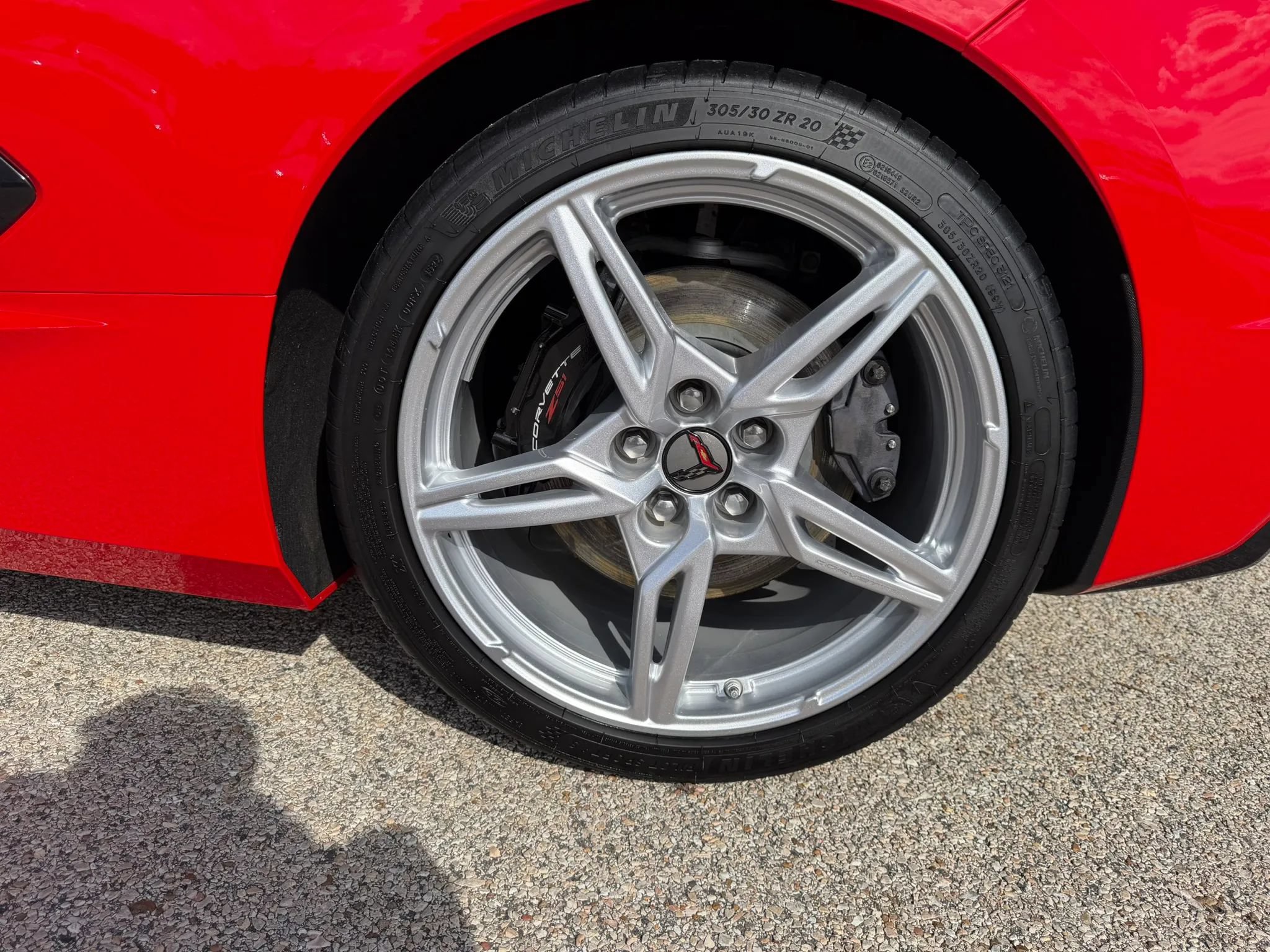 Used 2022 Chevrolet Corvette Stingray Preferred Cpe w/ Z51 Performance Package RWD image 17