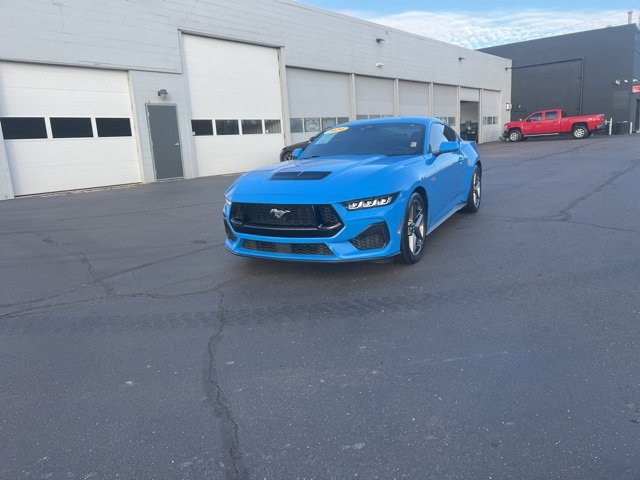 Used 2024 Ford Mustang GT Premium image 19