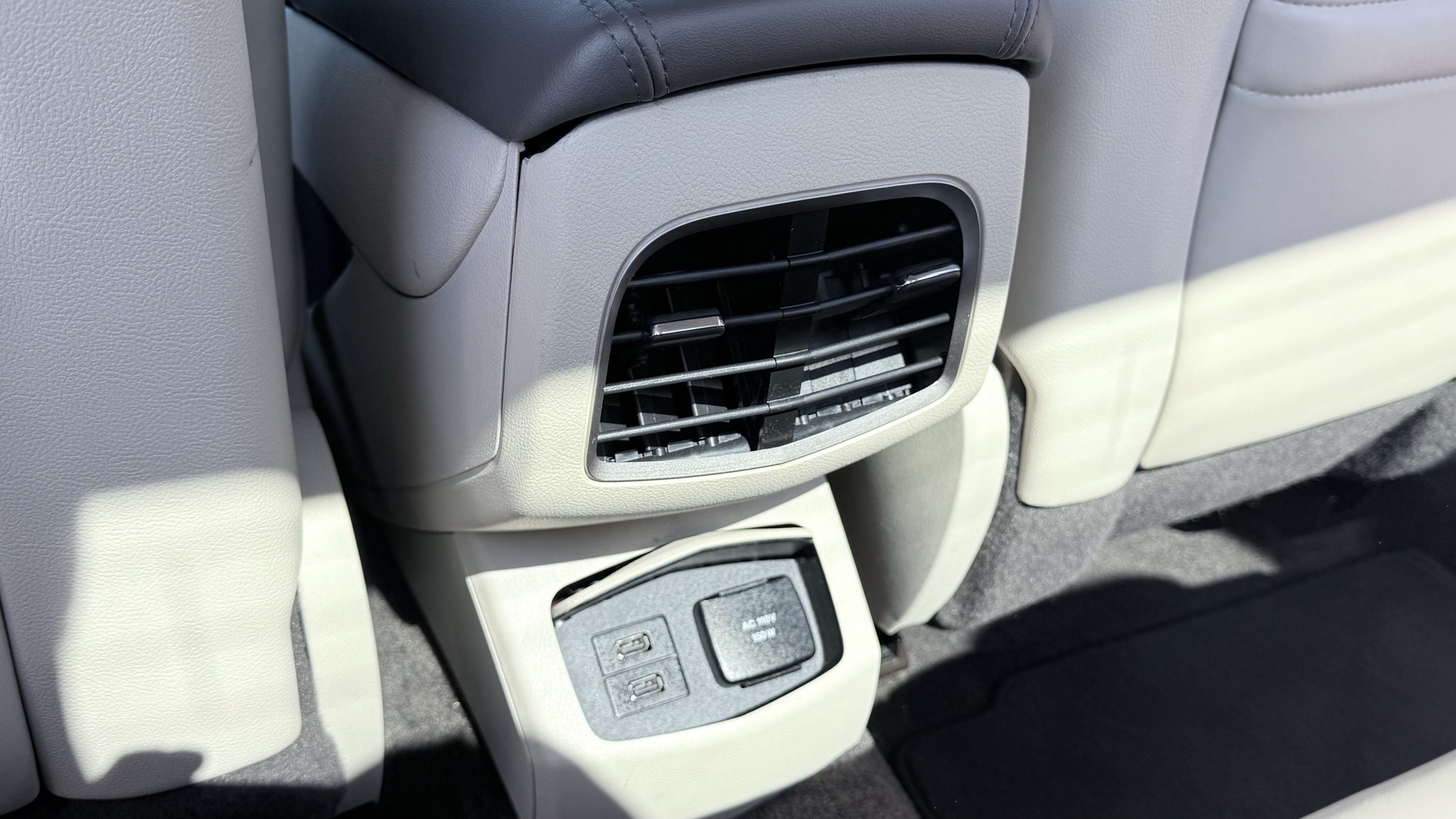 Used 2017 Lincoln MKZ Reserve FWD image 39