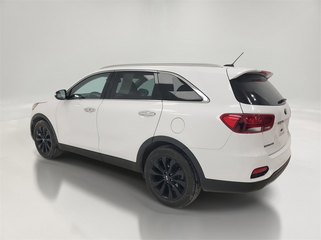 Used 2020 Kia Sorento EX image 2