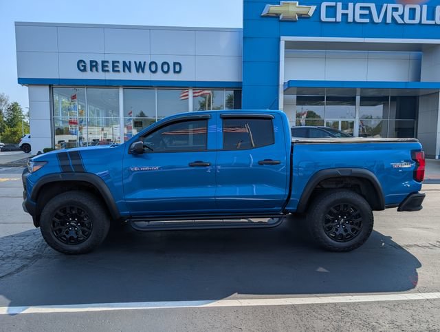 Used 2024 Chevrolet Colorado Trail Boss AWD/4WD image 2