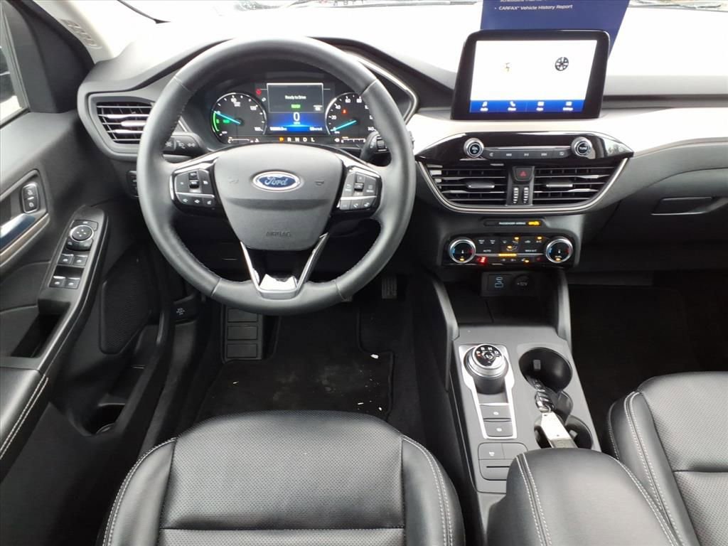 Certified 2022 Ford Escape SEL image 9