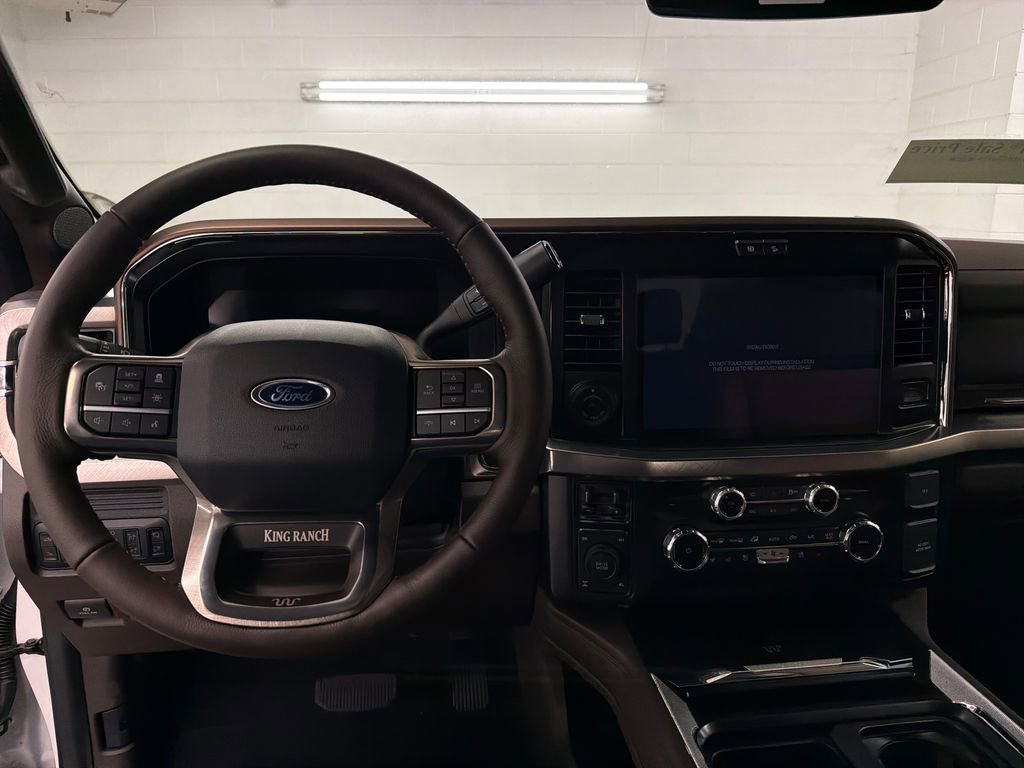 New 2026 Ford F250 King Ranch w/ FX4 Off-Road Package AWD/4WD image 8