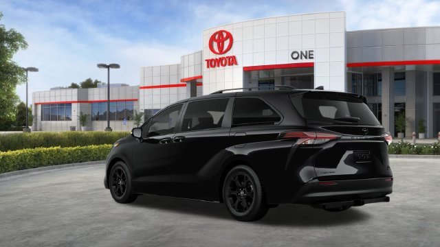 New 2026 Toyota Sienna XLE Woodland Edition AWD/4WD image 9
