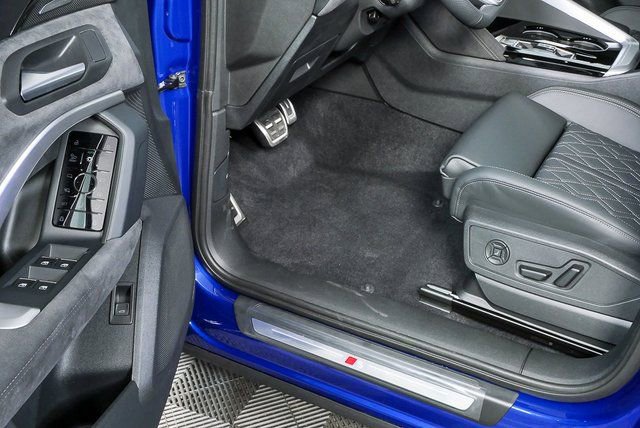Used 2025 Audi SQ5 Premium Plus AWD/4WD image 8