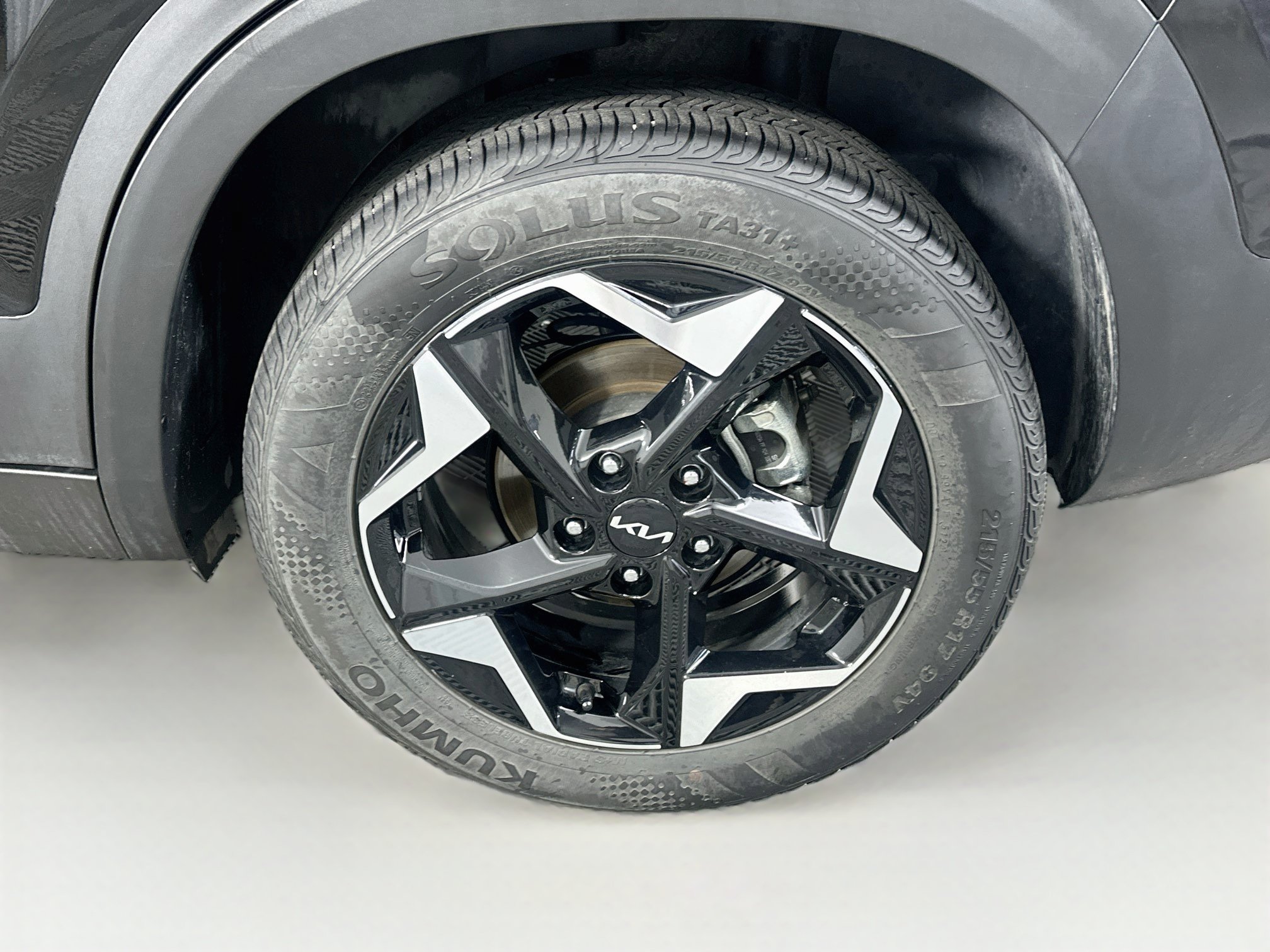 Used 2025 Kia Seltos S FWD image 11