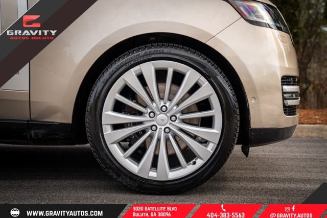 Used 2023 Land Rover Range Rover Long Wheelbase First Edition image 18