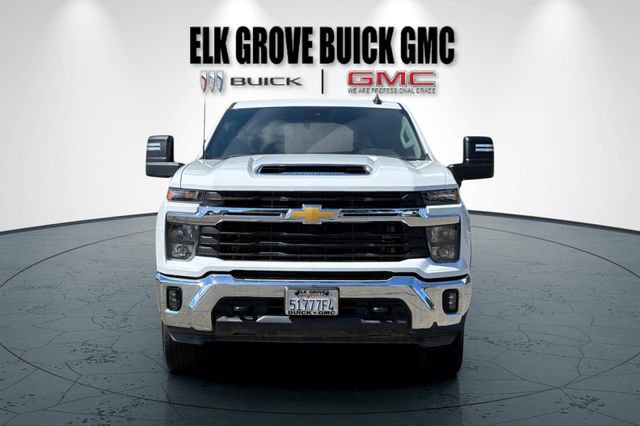 Used 2025 Chevrolet Silverado 2500 LT w/ Convenience Package image 9