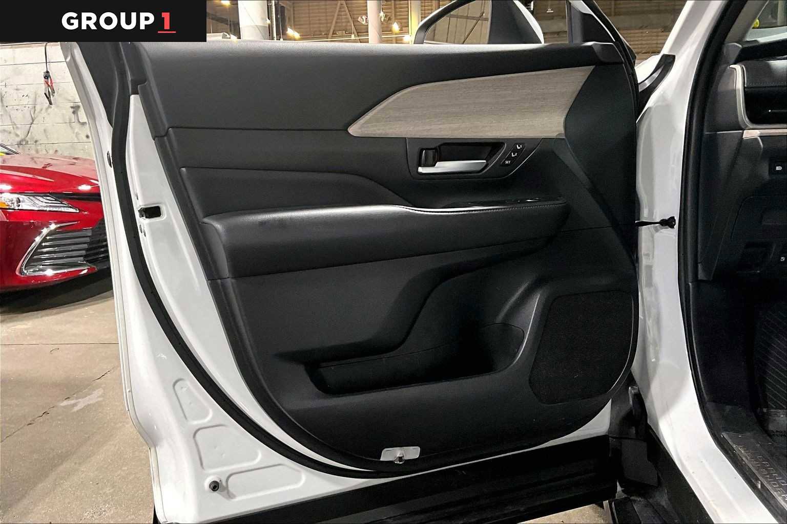 Certified 2024 Toyota Grand Highlander AWD image 22