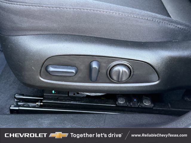 Used 2024 Chevrolet Malibu LT image 30