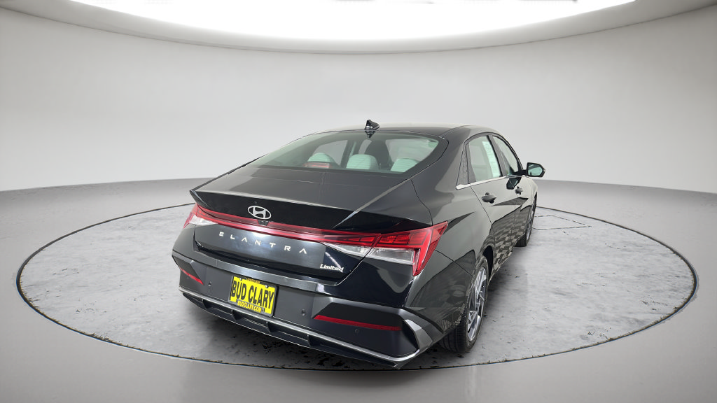 Used 2024 Hyundai Elantra Limited FWD image 7