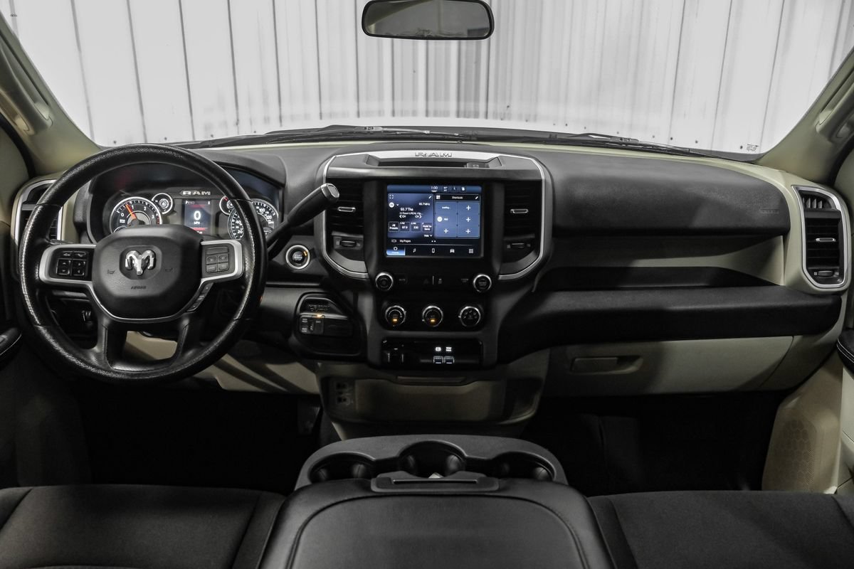 Used 2022 RAM 3500 Big Horn AWD/4WD image 13