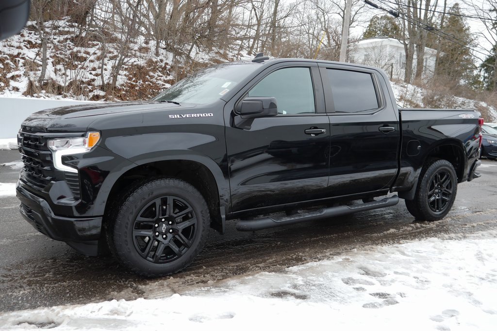Used 2022 Chevrolet Silverado 1500 RST image 4