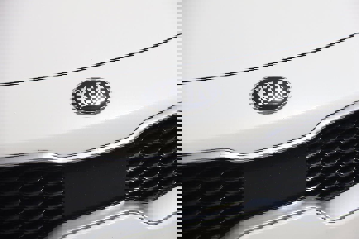 Used 2018 Kia Stinger Premium image 16