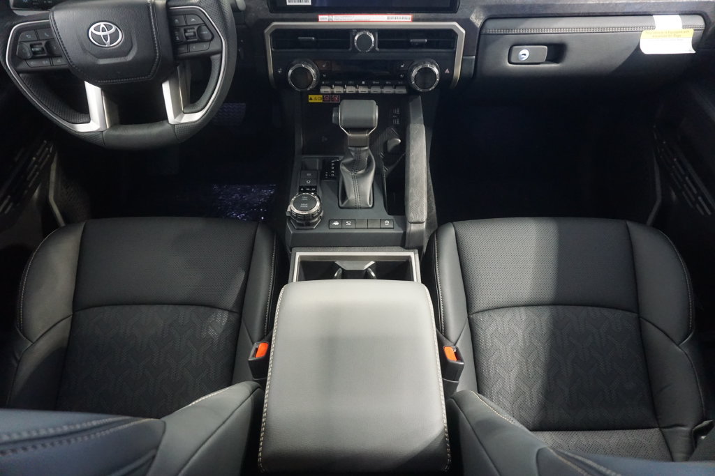 New 2026 Toyota Tacoma Limited AWD/4WD image 31