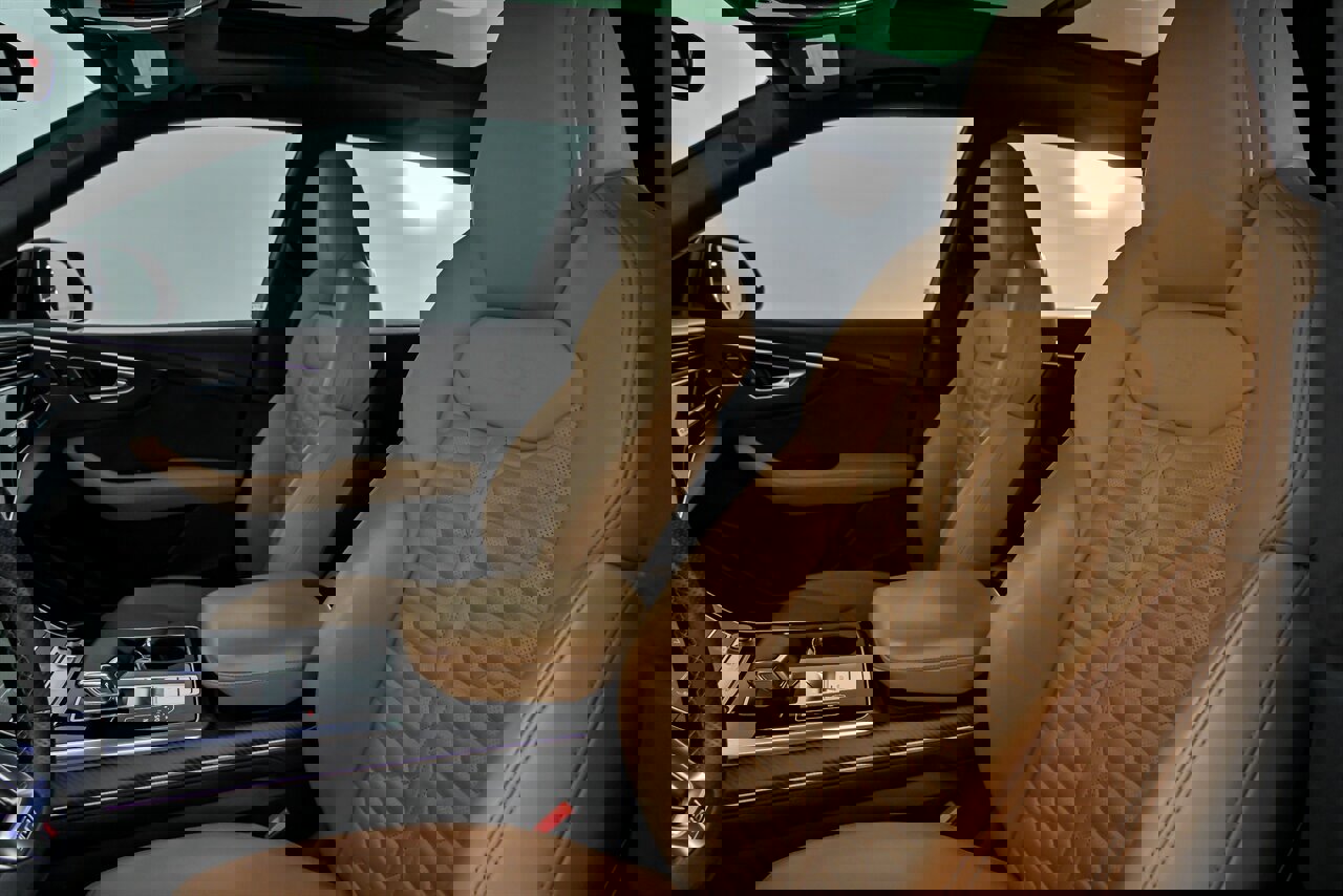 Used 2022 Audi RS Q8 image 23