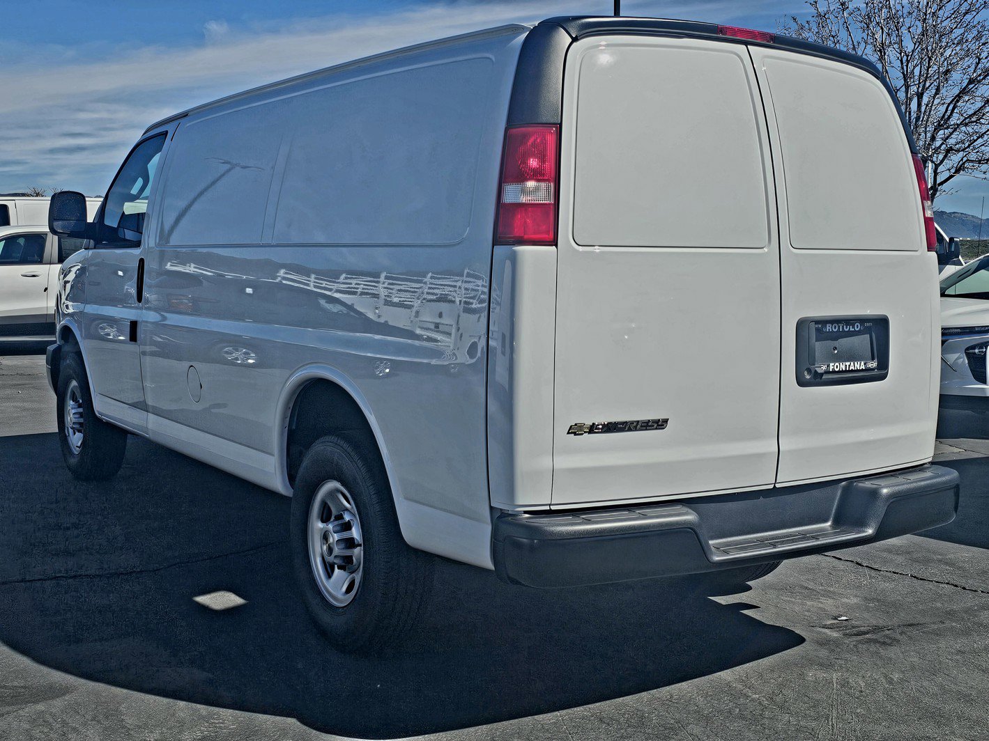 New 2024 Chevrolet Express 2500 w/ Driver Convenience Package RWD image 5
