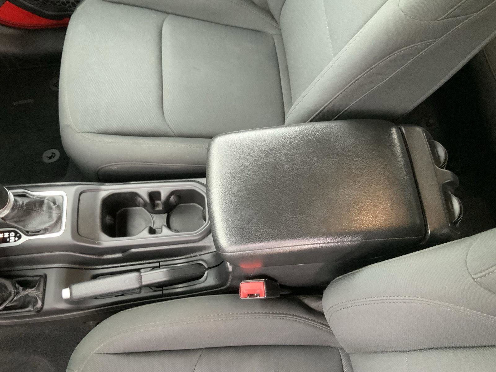 Used 2019 Jeep Wrangler Unlimited Sport S AWD/4WD image 42