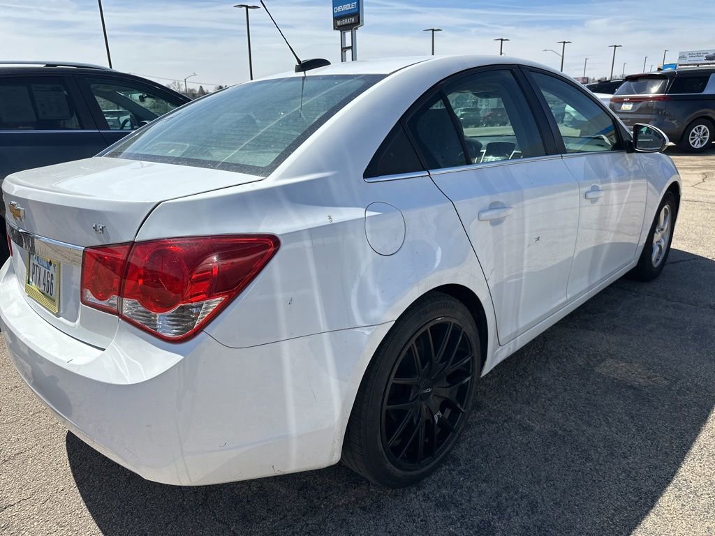 Used 2015 Chevrolet Cruze LT FWD image 4